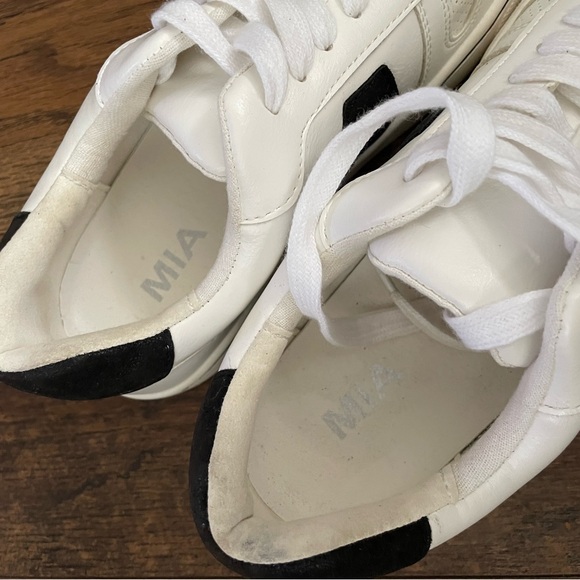 MIA White and Black Women's Sneakers - Picture 3 of 4